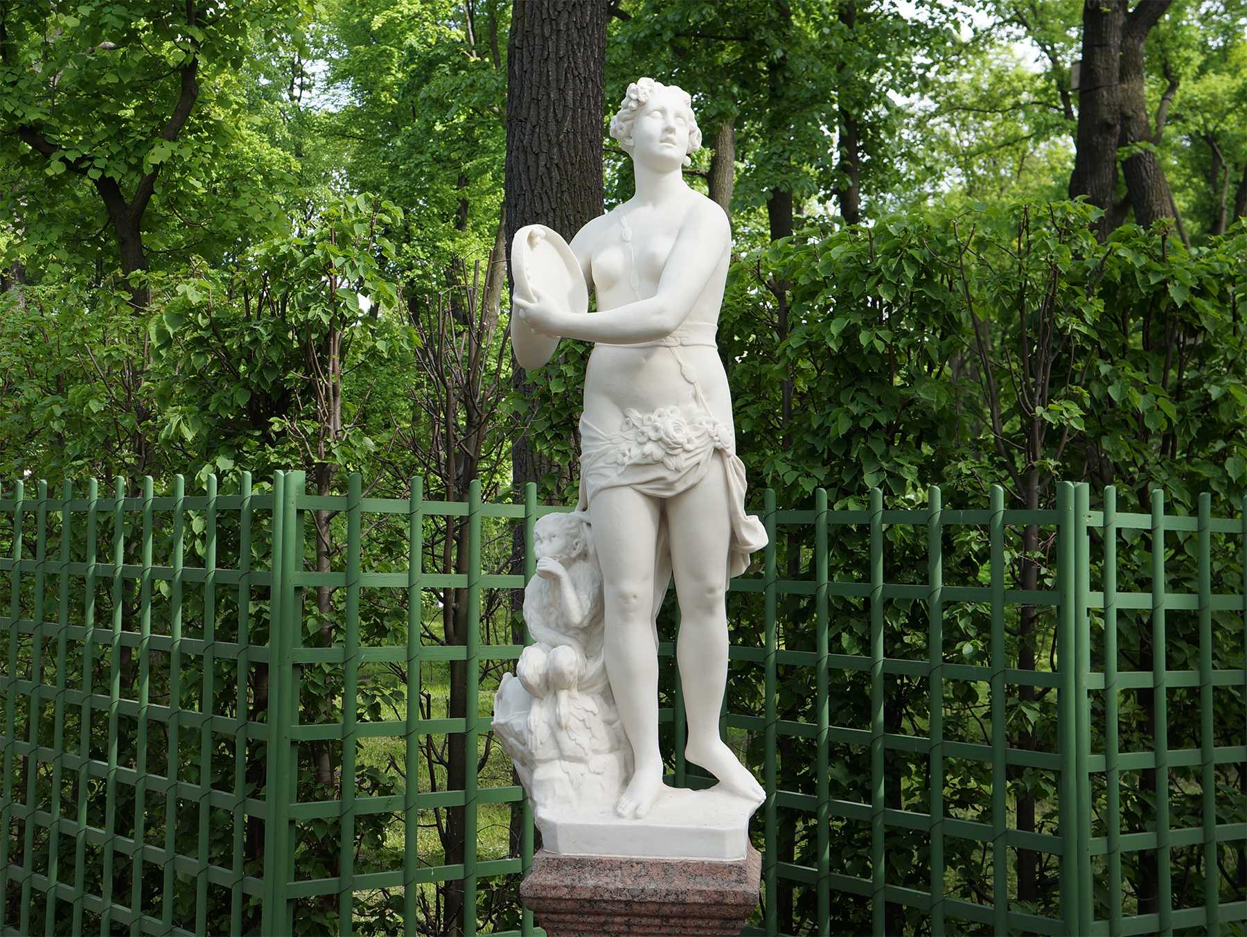 Статуя Сивилла европейская летний сад